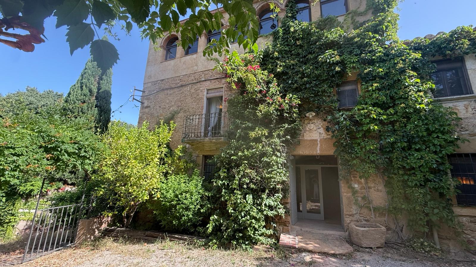 EXCELENTE CASA SOLARIEGA SITUADA EN FORALLAC, TRIÁNGULO DE ORO, BAIX EMPORDÀ