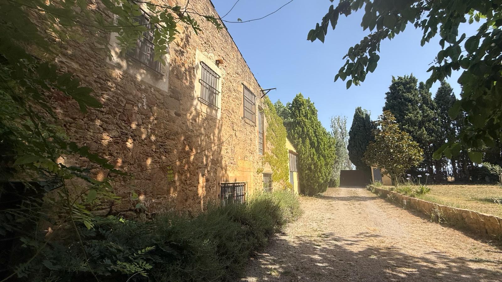 EXCELENTE CASA SOLARIEGA SITUADA EN FORALLAC, TRIÁNGULO DE ORO, BAIX EMPORDÀ