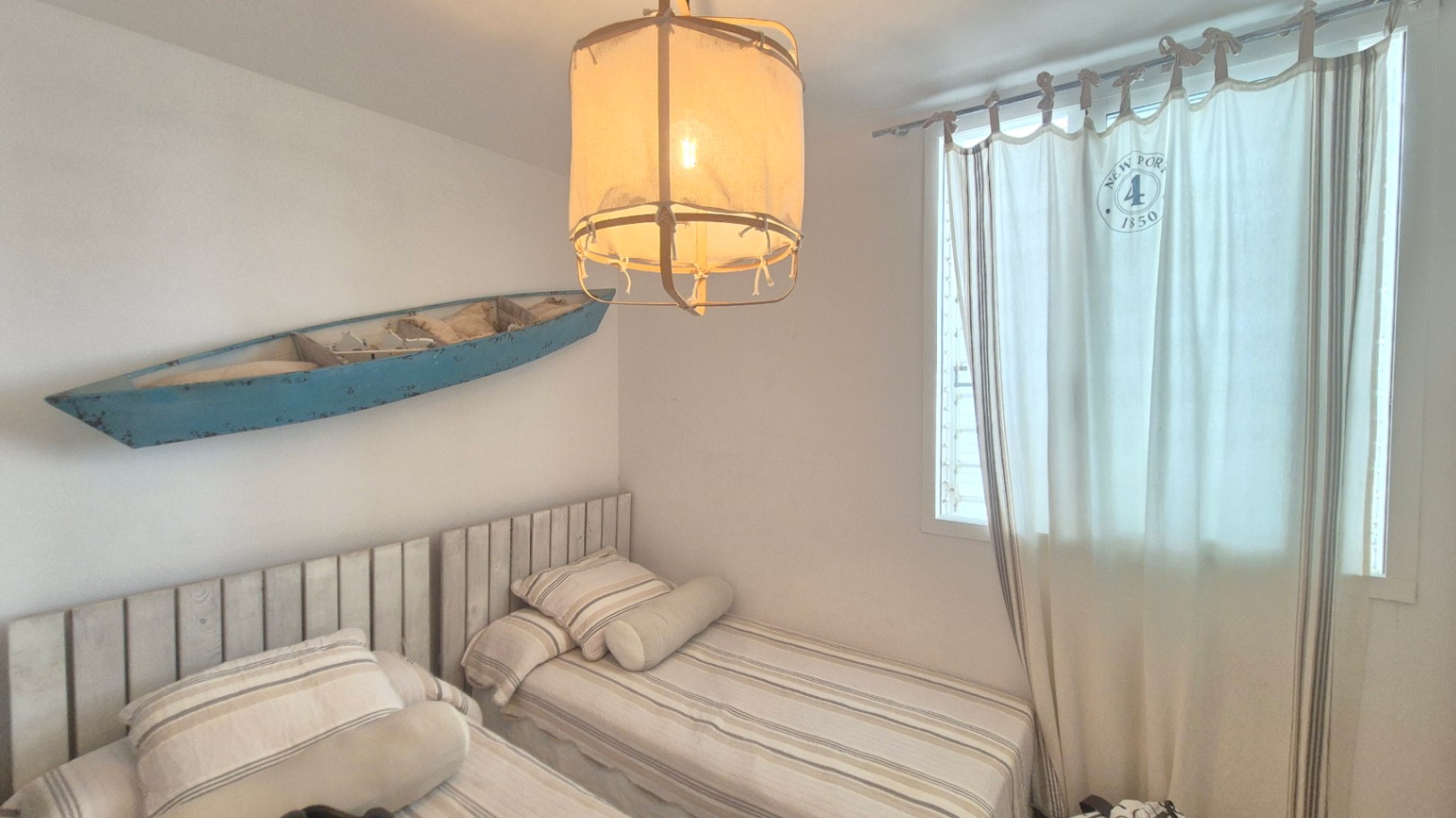 APARTAMENTO EN PLANTA BAJA EN VENTA CON JARDÍN PRIVADO Y PISCINA. SITUADO A 1 KM  DE LA PLAYA DE PALS, GIRONA, COSTA BRAVA.