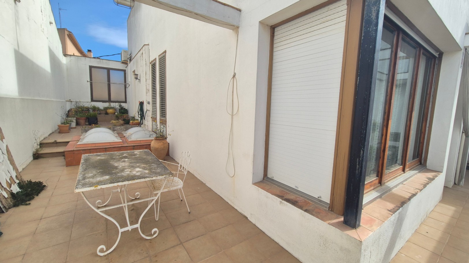 CASA EN VENTA CON GARAJE Y JARDÍN EN EL CENTRO DE PALAFRUGELL