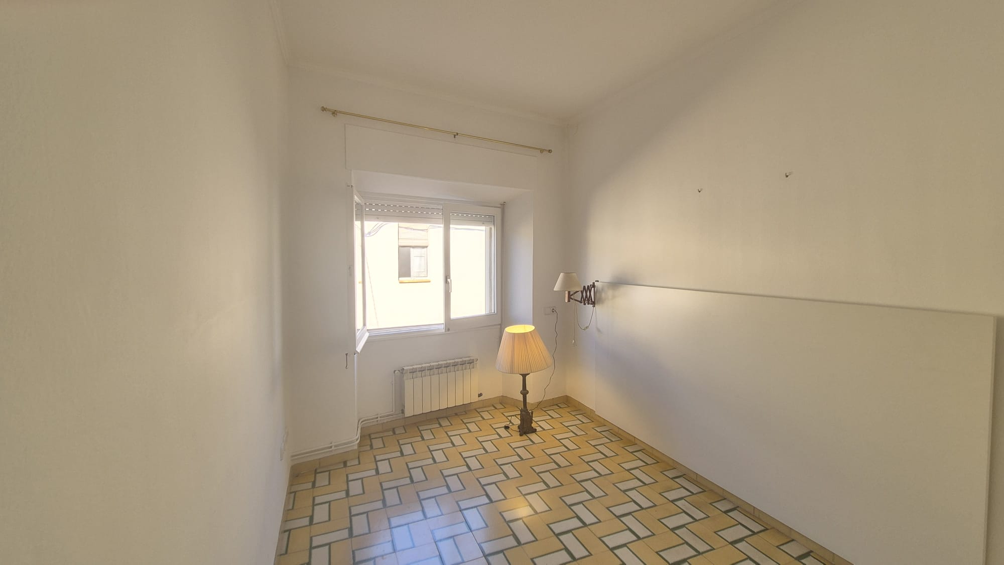 CASA DE PUEBLO CON PATIO EN VENTA A PIE DEL CASCO ANTIGUO DE PALS, BAIX EMPORDÀ