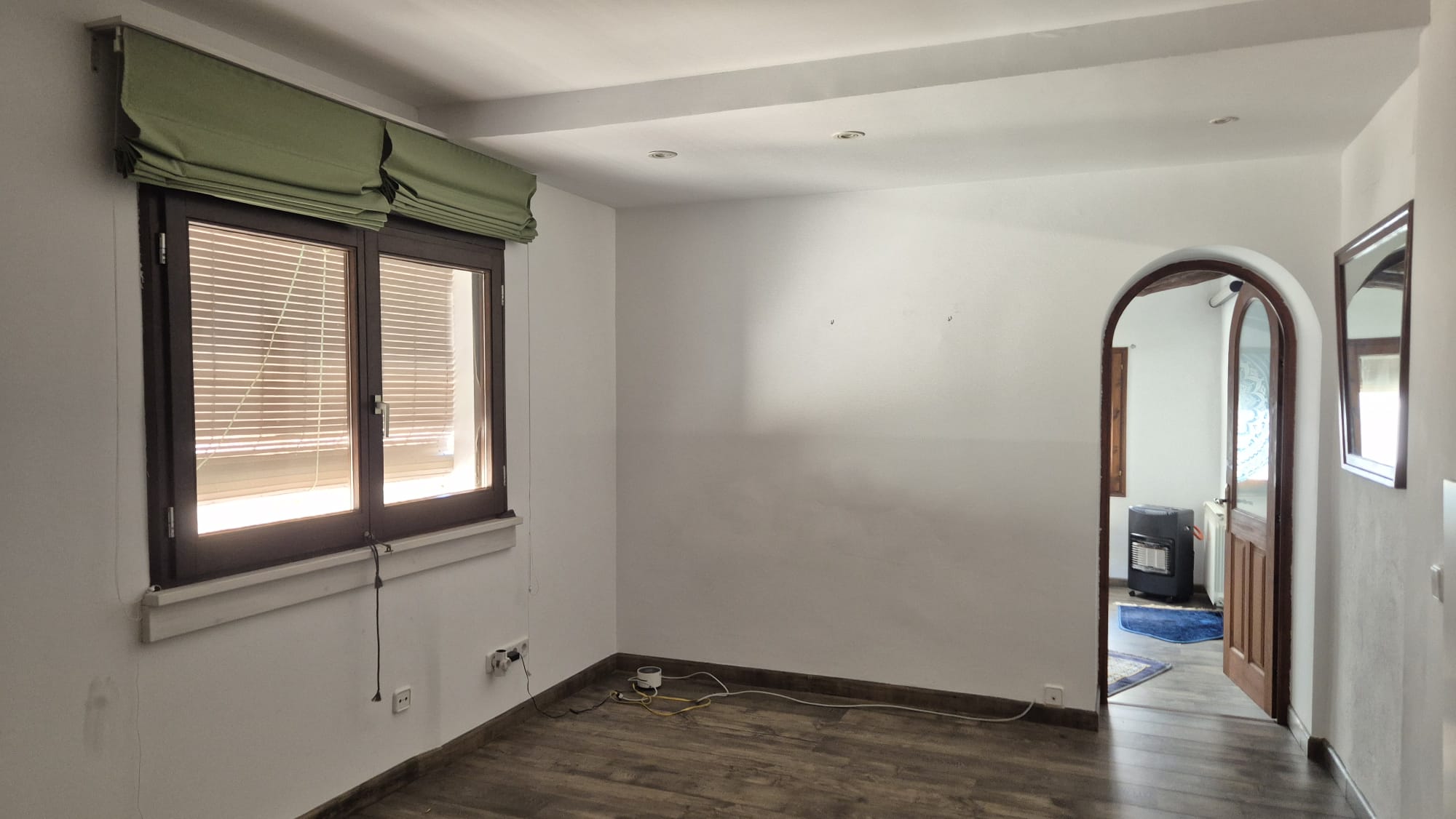 CASA DE PUEBLO CON PATIO EN VENTA A PIE DEL CASCO ANTIGUO DE PALS, BAIX EMPORDÀ