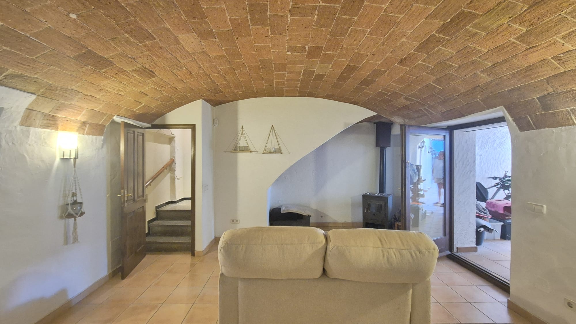 CASA DE PUEBLO CON PATIO EN VENTA A PIE DEL CASCO ANTIGUO DE PALS, BAIX EMPORDÀ