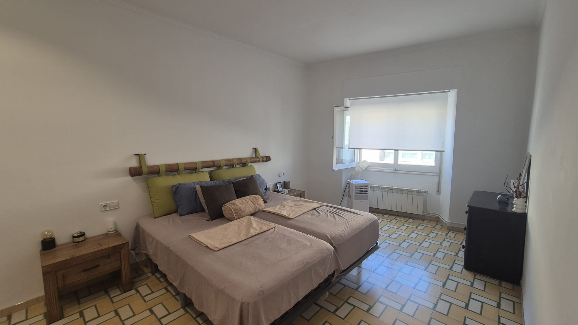 CASA DE PUEBLO CON PATIO EN VENTA A PIE DEL CASCO ANTIGUO DE PALS, BAIX EMPORDÀ