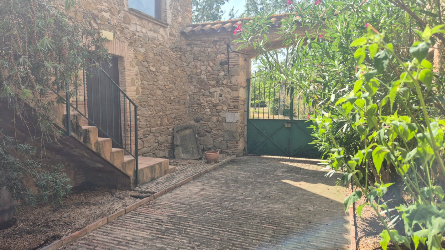 Venta de Masía en Verges, Baix Empordà, Girona de 600 m².