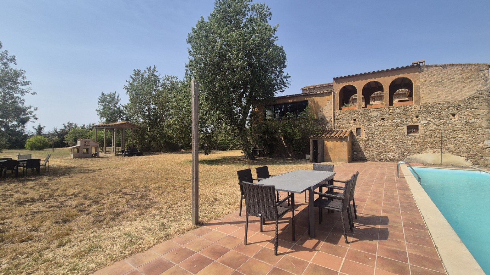 Venta de Masía en Verges, Baix Empordà, Girona de 600 m².