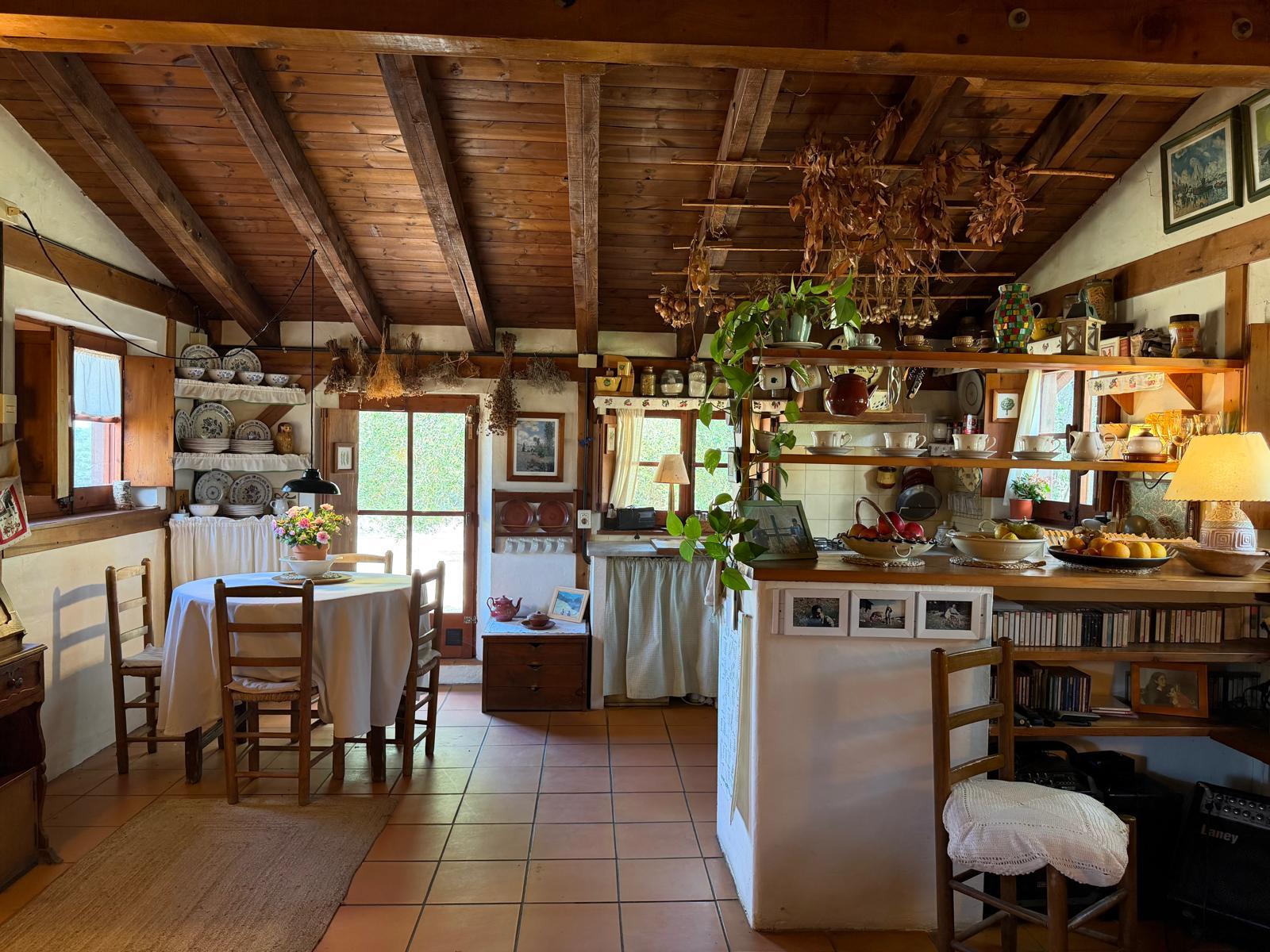 FINCA DE 71.160 M2 CON CASA DE CAMPO EN VENTA SITUADA EN RUPIÀ