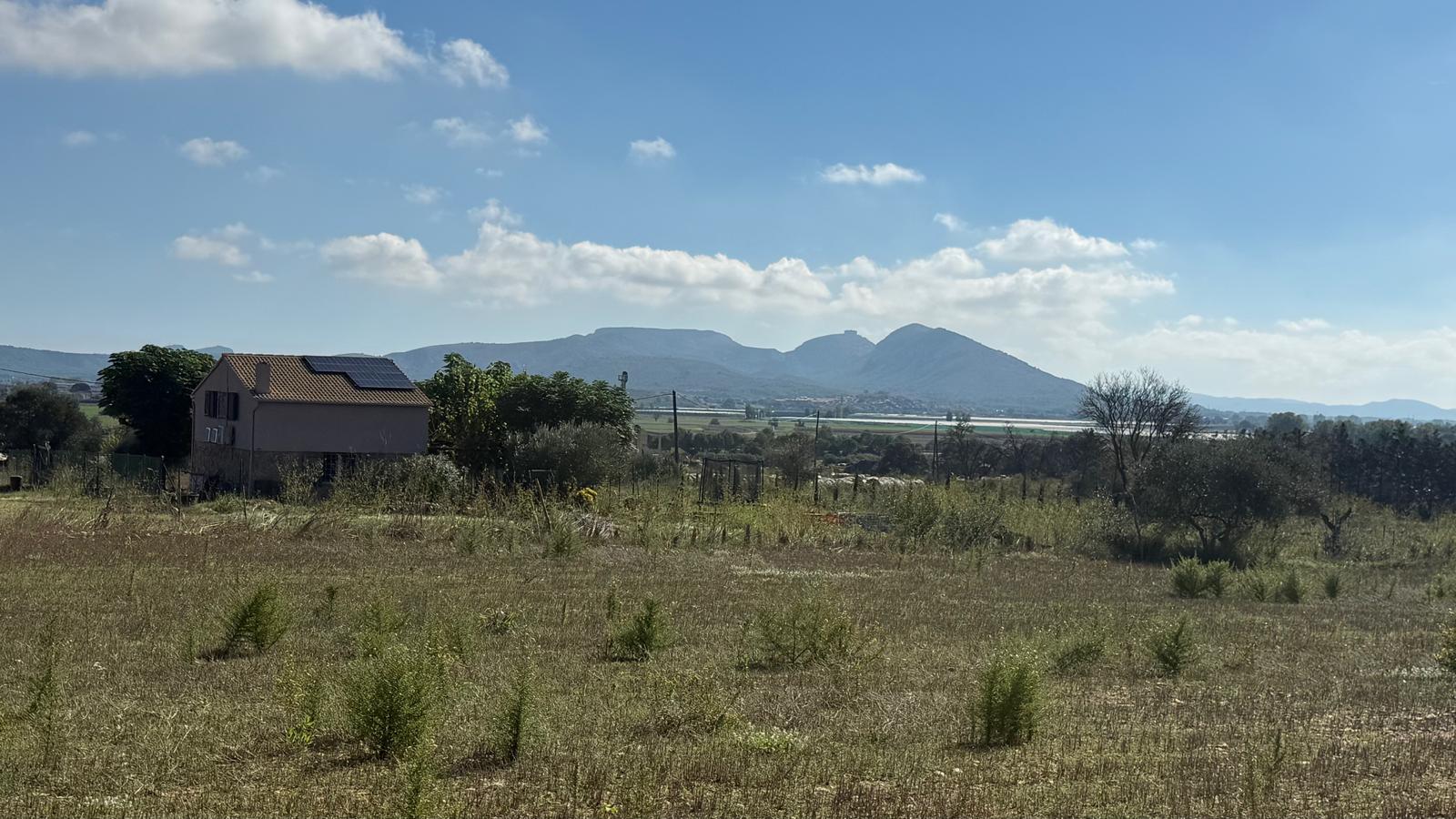 MAGNÍFICA CASA DE CAMPO CON CASI 1'5 HTAS DE TERRENO EN ALBONS, BAIX EMPORDÀ, GIRONA