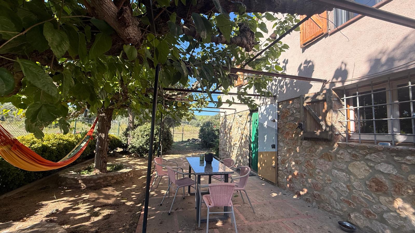MAGNÍFICA CASA DE CAMPO CON CASI 1'5 HTAS DE TERRENO EN ALBONS, BAIX EMPORDÀ, GIRONA