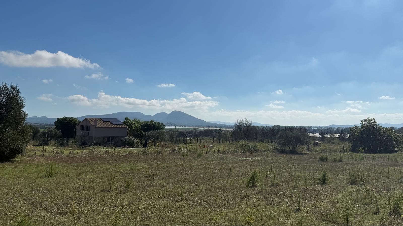 MAGNÍFICA CASA DE CAMPO CON CASI 1'5 HTAS DE TERRENO EN ALBONS, BAIX EMPORDÀ, GIRONA