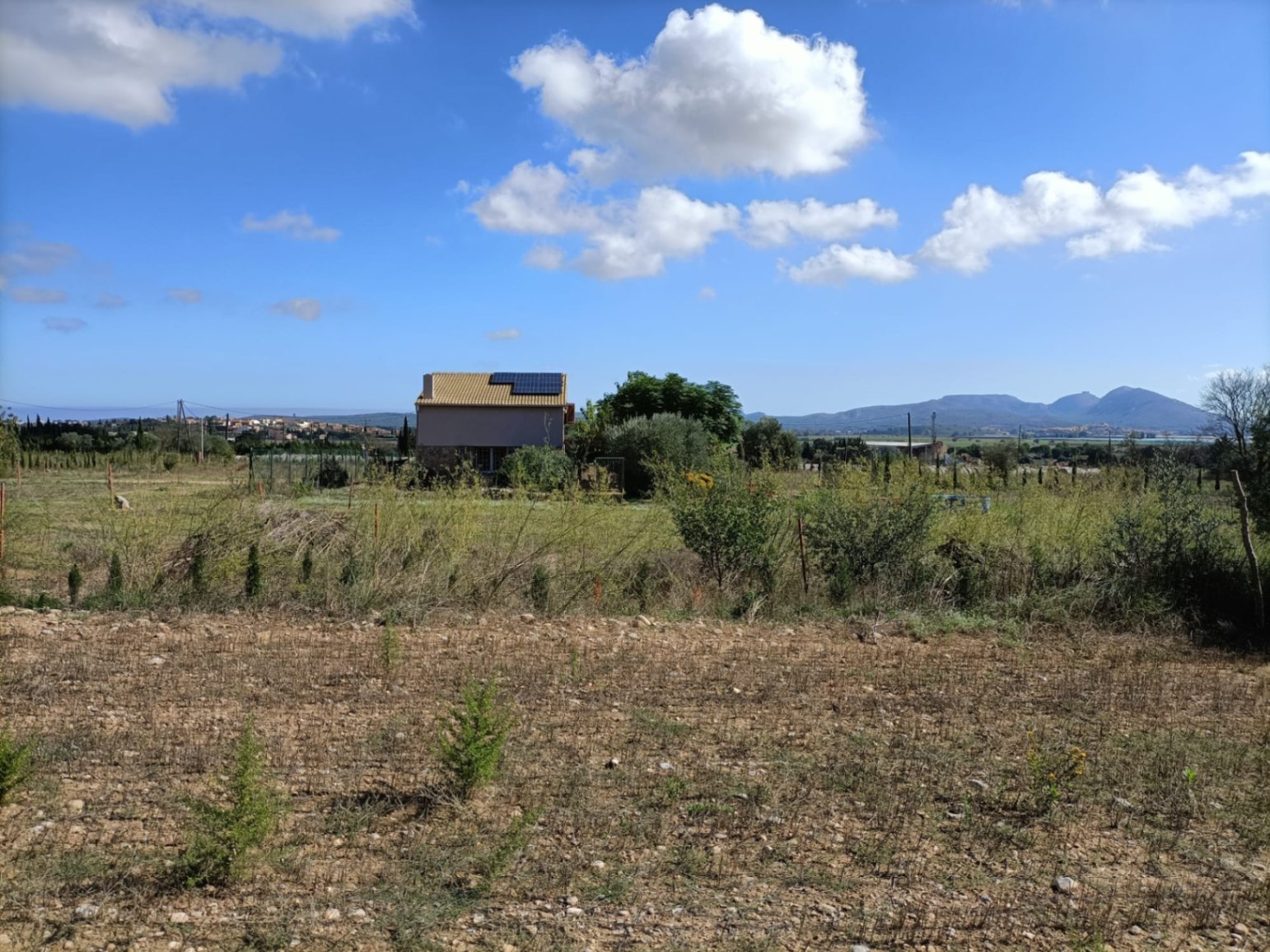 MAGNÍFICA CASA DE CAMPO CON CASI 1'5 HTAS DE TERRENO EN ALBONS, BAIX EMPORDÀ, GIRONA