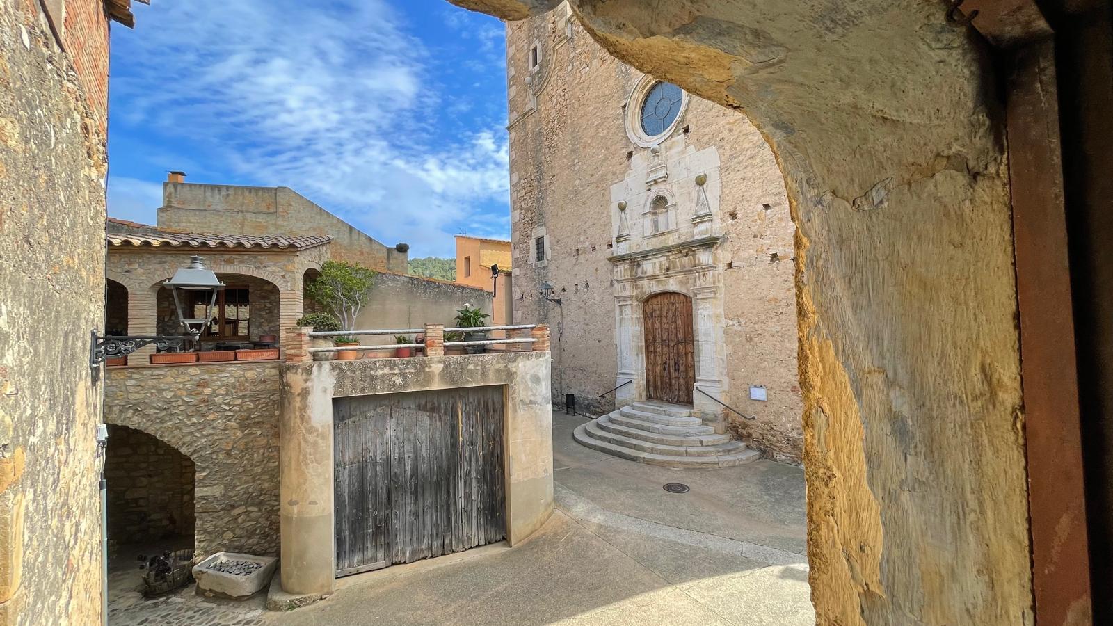 JOYA ARQUITECTÓNICA EN PLENO CORAZÓN DEL BAIX EMPORDÀ