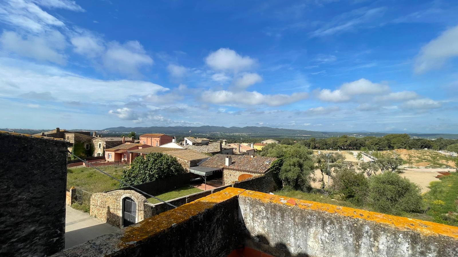 JOYA ARQUITECTÓNICA EN PLENO CORAZÓN DEL BAIX EMPORDÀ