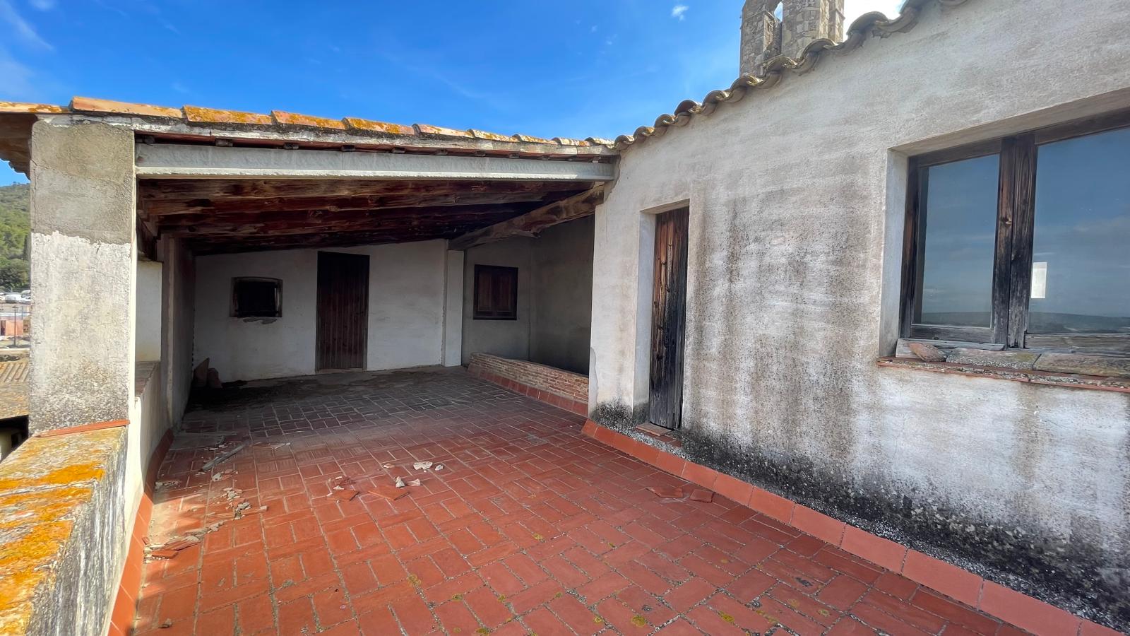 JOYA ARQUITECTÓNICA EN PLENO CORAZÓN DEL BAIX EMPORDÀ
