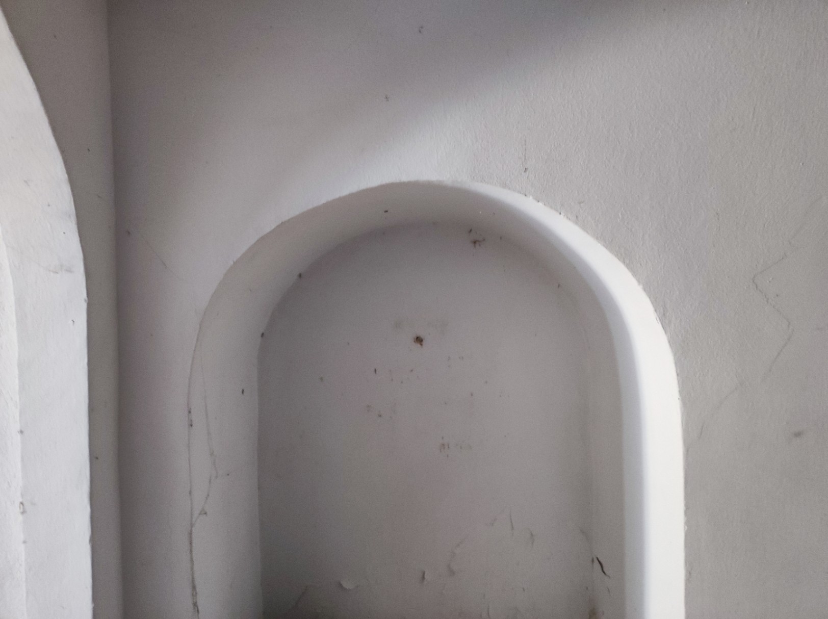 Casa de pueblo a restaurar en venta, con patio y terraza con amplias vistas, situada en Albons, Girona, Baix Empordà